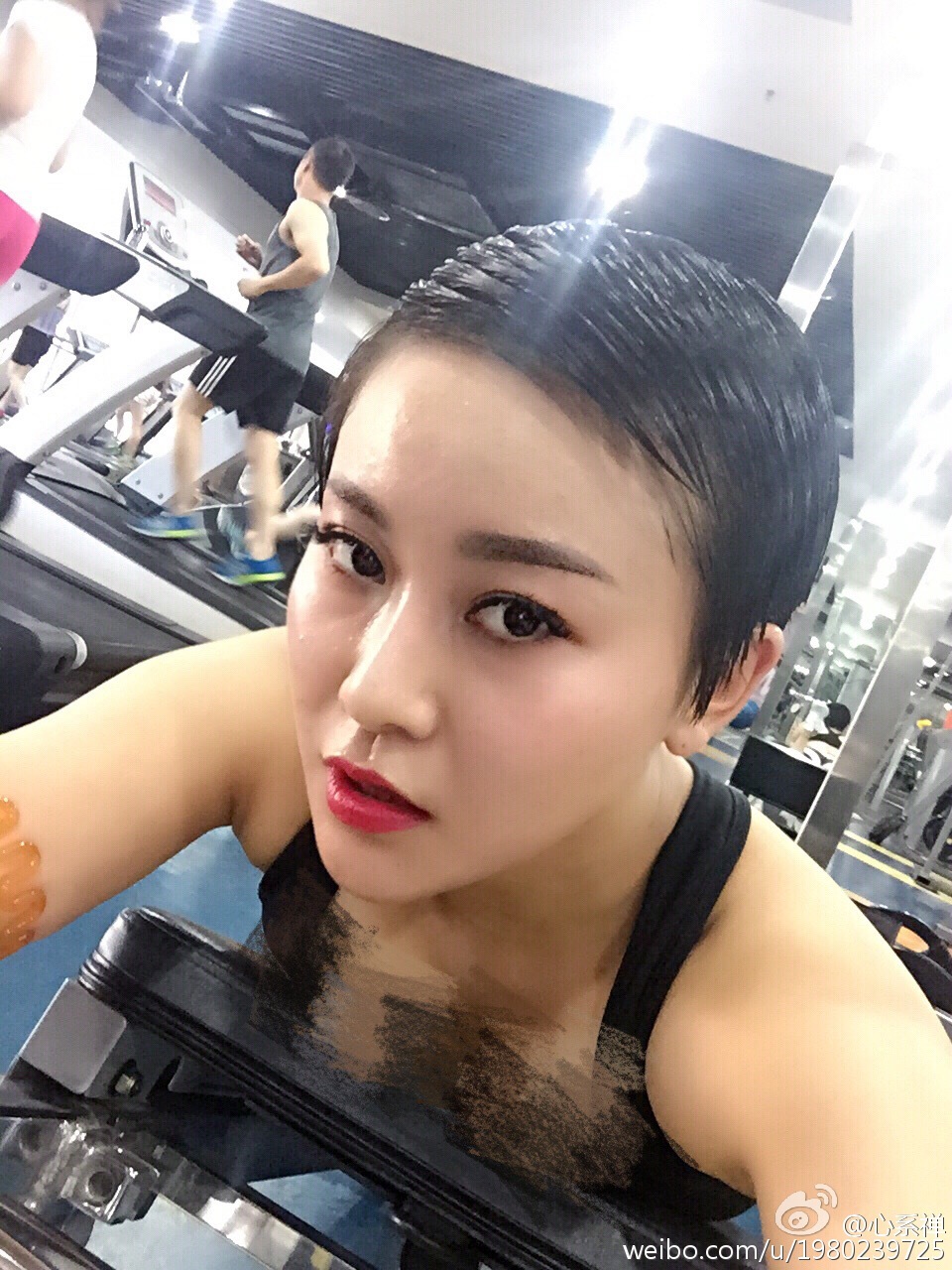 DDY第14期嫩模心系禪BB微博私照全收集